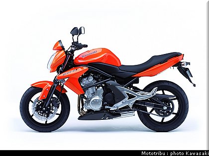 kawasaki_er6n_2007_006.jpg