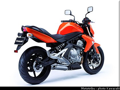 kawasaki_er6n_2007_007.jpg