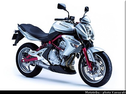 kawasaki_er6n_2007_009.jpg