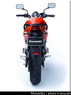 kawasaki_er6n_2007_015.jpg