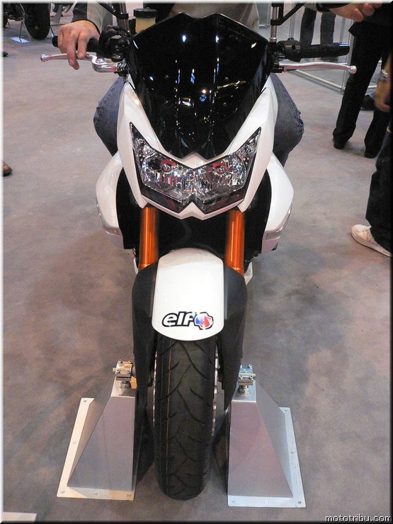 MOTO 