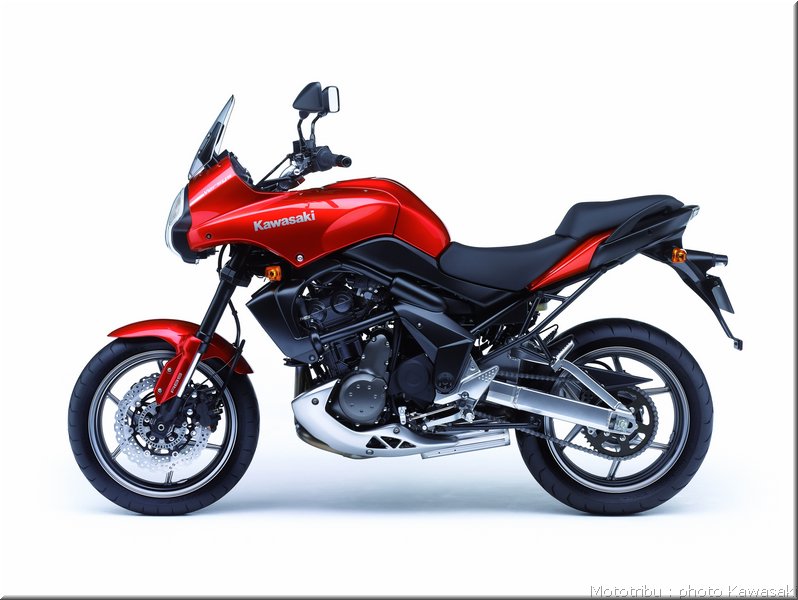 kawasaki-versys2007_07