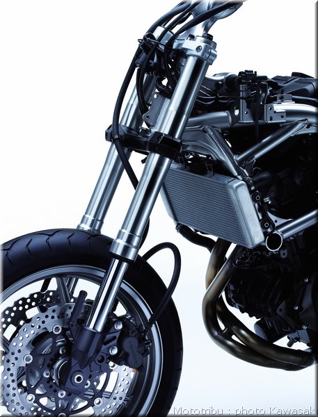 kawasaki-versys2007_28