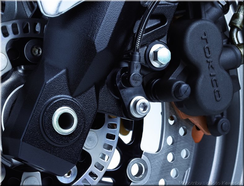 kawasaki-versys2007_38