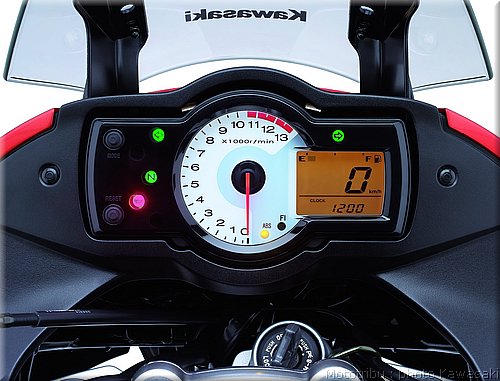 kawasaki-versys2007_23.jpg