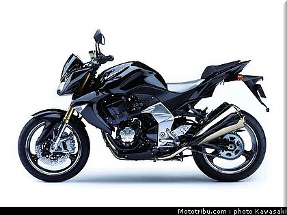 kawasaki_z1000_2007_003.jpg