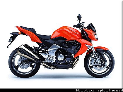 kawasaki_z1000_2007_019.jpg