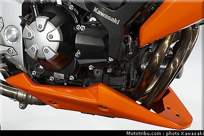 kawasaki_z1000_2007_022.jpg