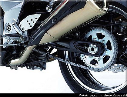 kawasaki_z1000_2007_035.jpg