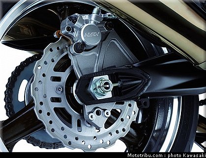 kawasaki_z1000_2007_048.jpg