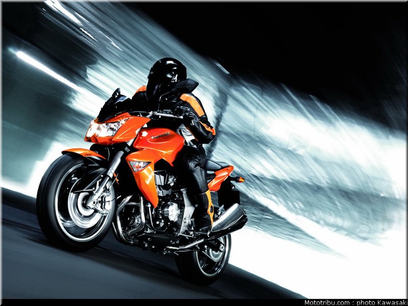 kawasaki_z1000_2007_001