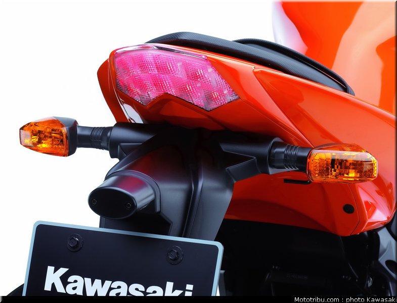 kawasaki_z1000_2007_033