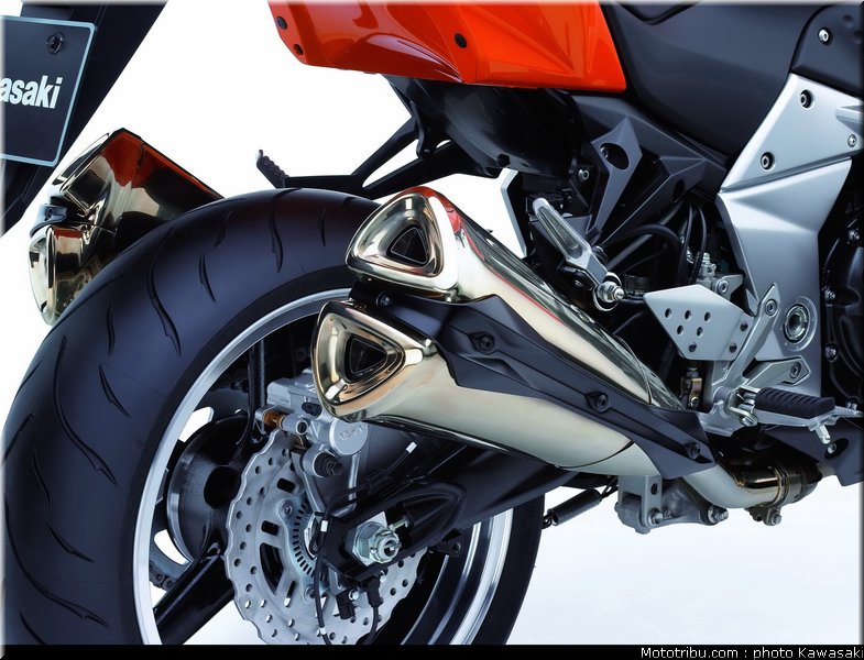 kawasaki_z1000_2007_042