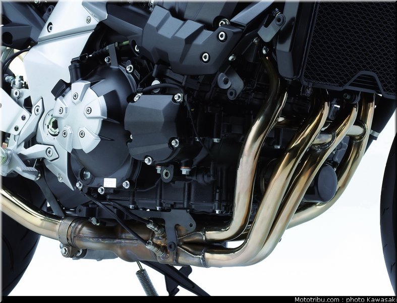 kawasaki_z1000_2007_052
