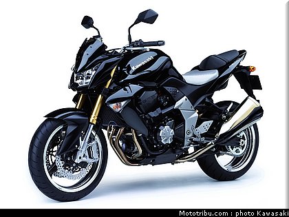 kawasaki_z1000_2007_002.jpg