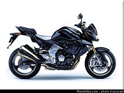 kawasaki_z1000_2007_005.jpg