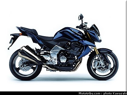 kawasaki_z1000_2007_010.jpg