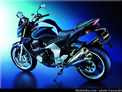 kawasaki_z1000_2007_011.jpg
