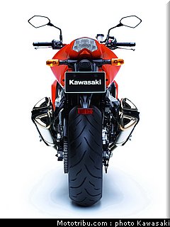 kawasaki_z1000_2007_020.jpg