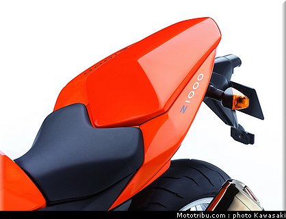 kawasaki_z1000_2007_032.jpg