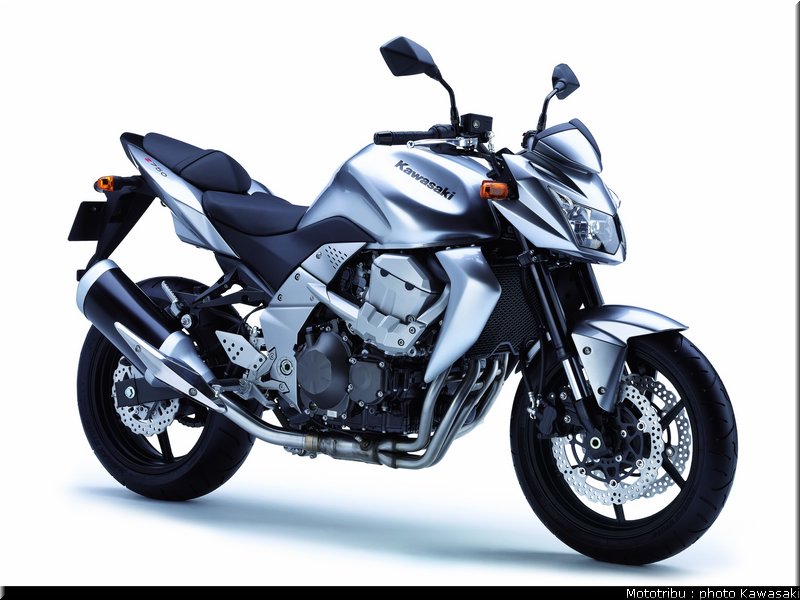 kawasaki_z750_2007_017