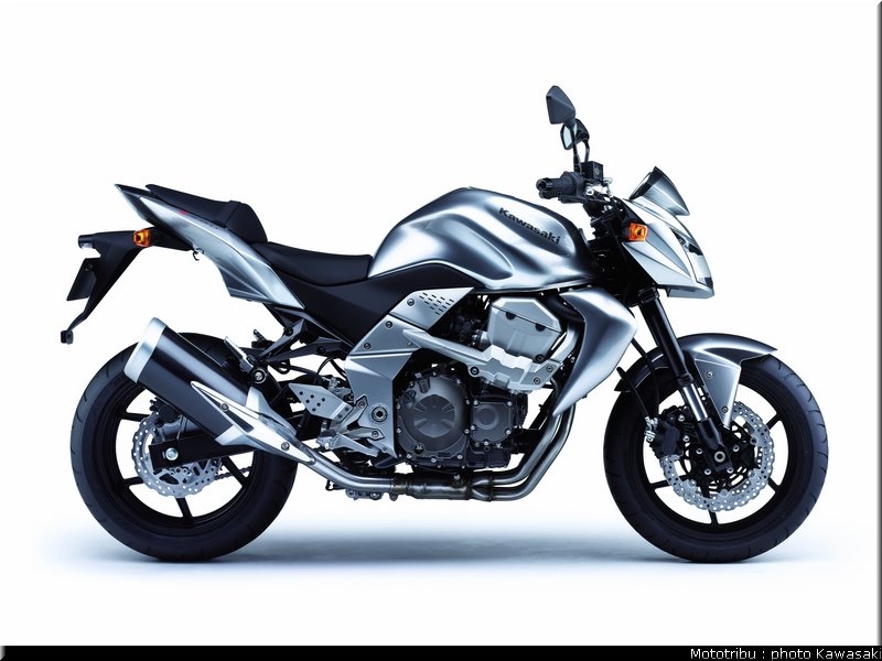 kawasaki_z750_2007_019