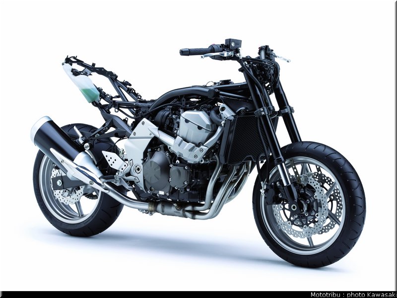 kawasaki_z750_2007_036