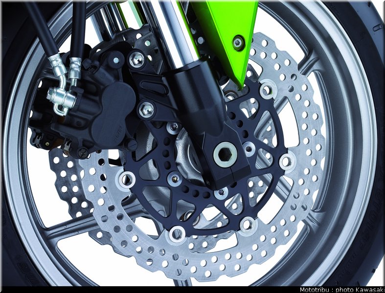 kawasaki_z750_2007_043