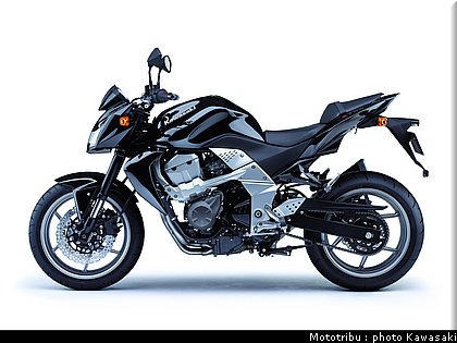 kawasaki_z750_2007_009.jpg
