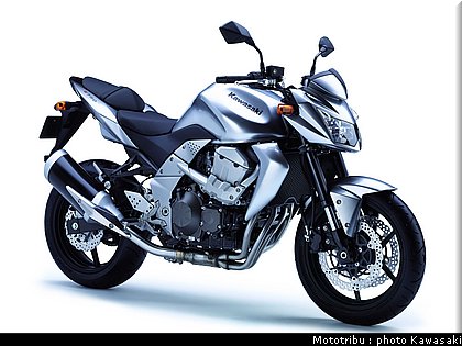kawasaki_z750_2007_017.jpg