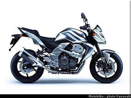 kawasaki_z750_2007_019.jpg