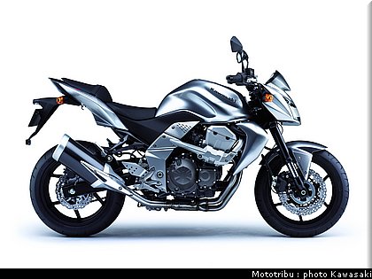 kawasaki_z750_2007_020.jpg