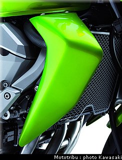 kawasaki_z750_2007_031.jpg