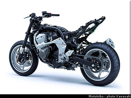 kawasaki_z750_2007_034.jpg