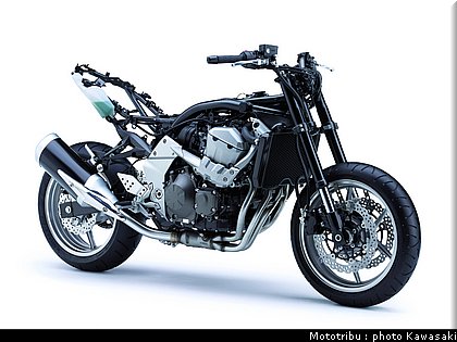 kawasaki_z750_2007_036.jpg