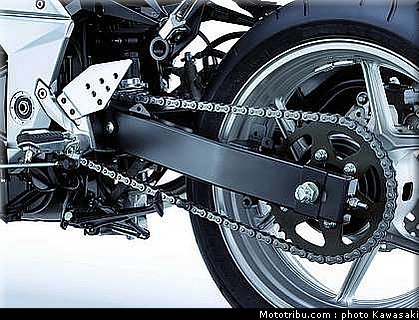 kawasaki_z750_2007_039.jpg
