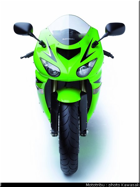 kawasaki_zx10r_2007_009