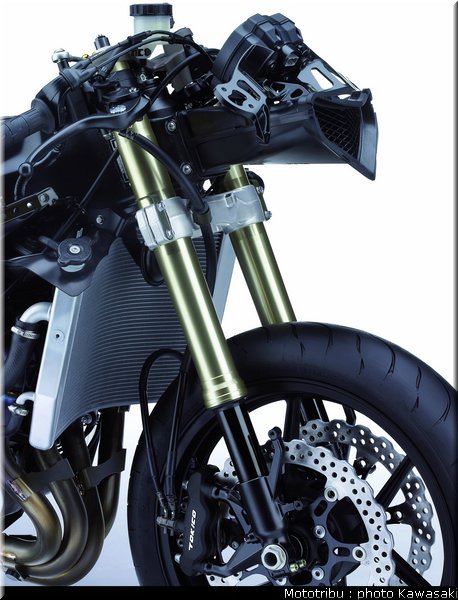kawasaki_zx10r_2007_015