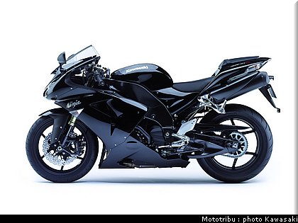 kawasaki_zx10r_2007_001.jpg