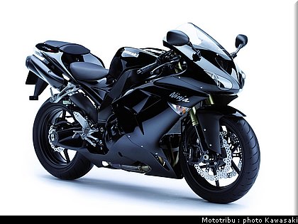 kawasaki_zx10r_2007_002.jpg