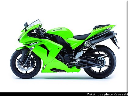 kawasaki_zx10r_2007_005.jpg