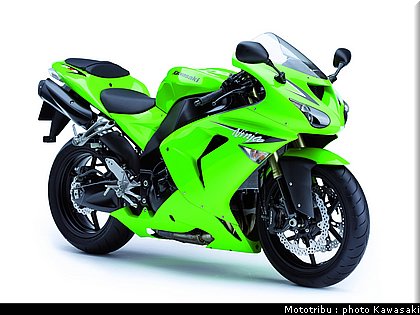 kawasaki_zx10r_2007_006.jpg
