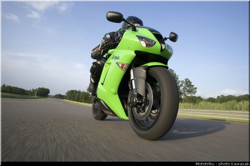 kawasaki_zx6r_2007_006