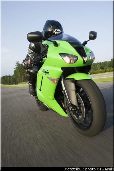 kawasaki_zx6r_2007_008