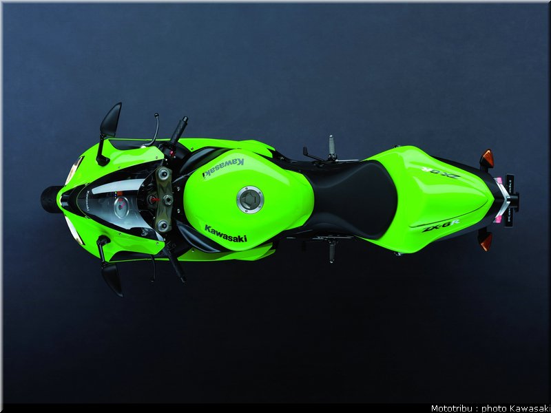 kawasaki_zx6r_2007_015