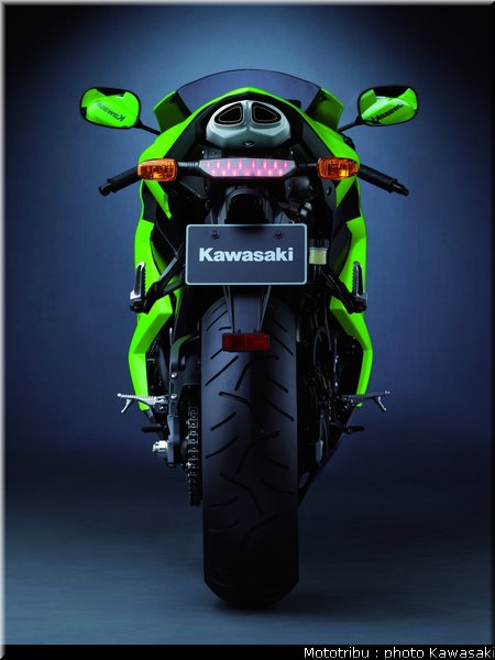 kawasaki_zx6r_2007_031