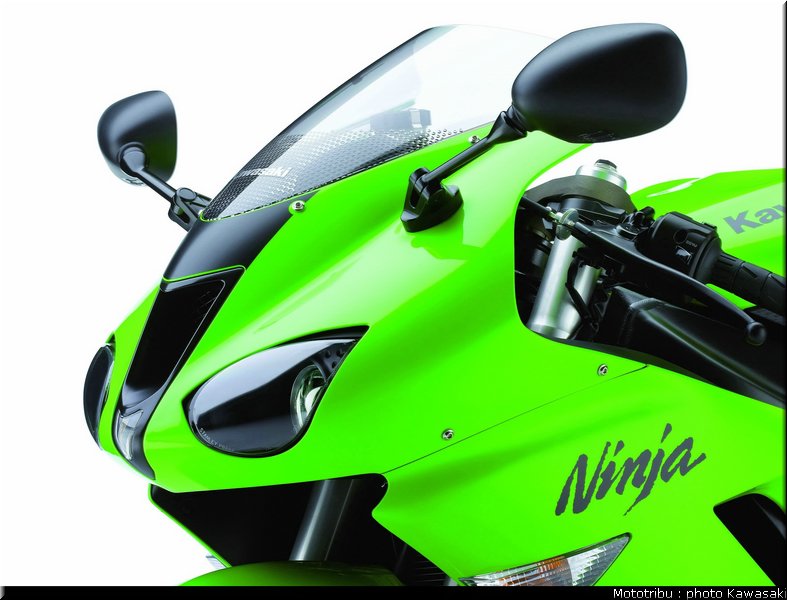 kawasaki_zx6r_2007_033