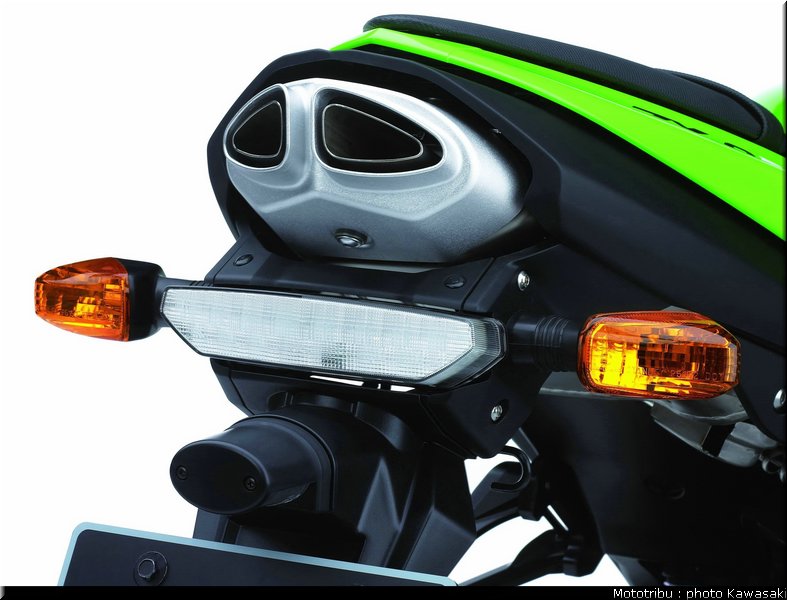 kawasaki_zx6r_2007_038