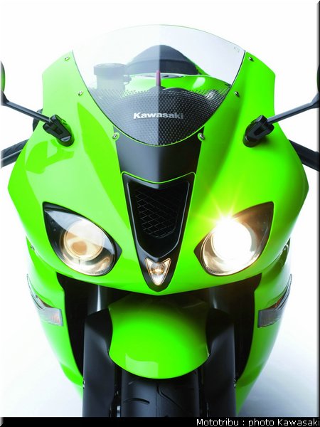kawasaki_zx6r_2007_041