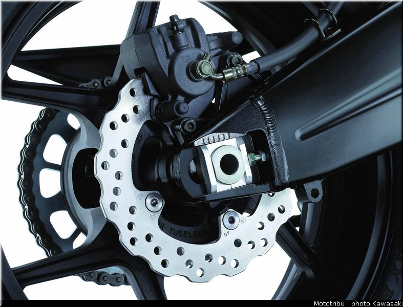 kawasaki_zx6r_2007_064